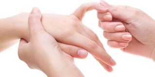 causes de douleurs articulaires des doigts